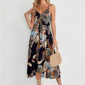 Chic Black Leaf Print Maxi Dress